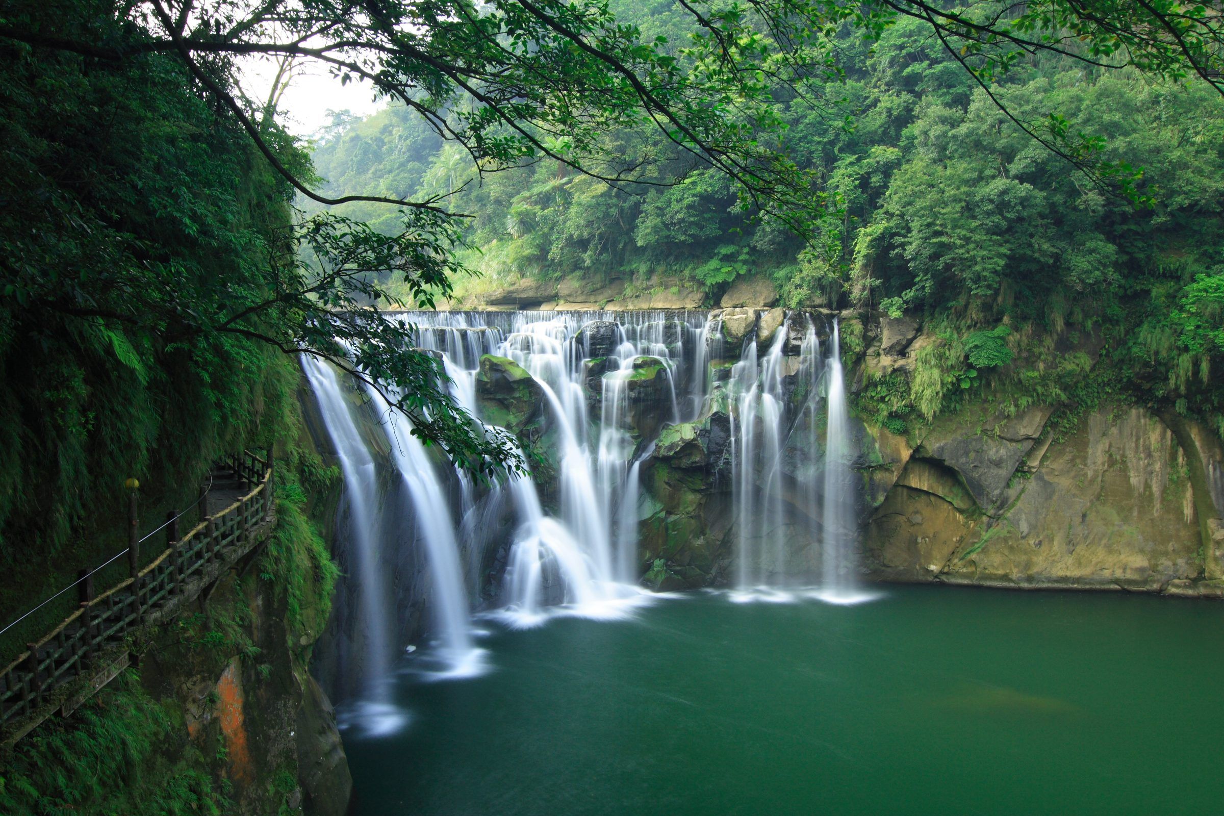 Shifen Waterfall, Pingxi